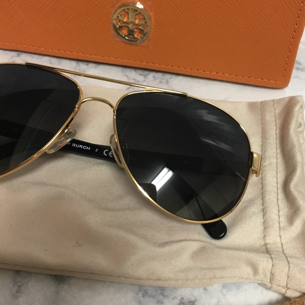 Tory Burch polarized Sunglasses